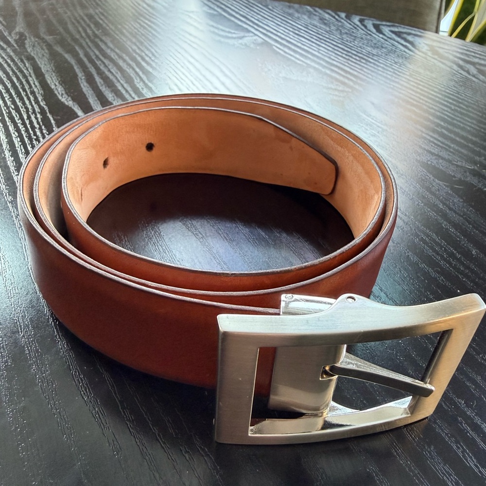 Allen Edmonds brown dress leather 1.1/4” belt with Silver Buckle.